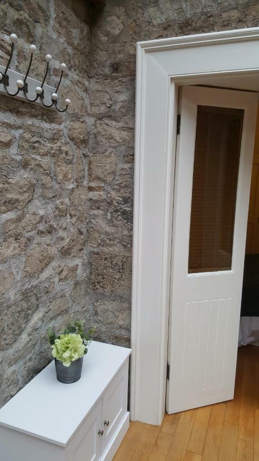 Historic Hideaway In Centre Appartement
